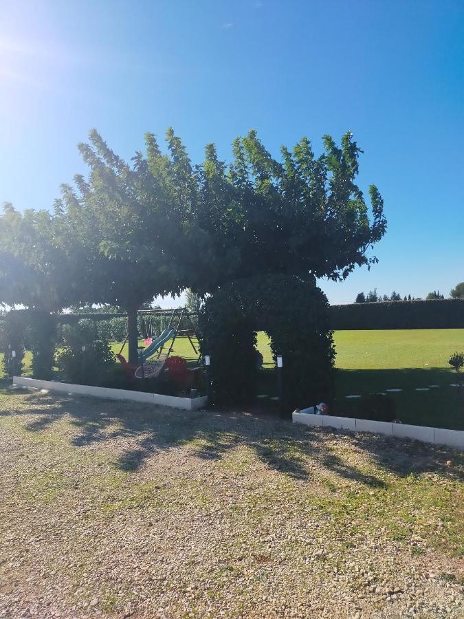 Logement Atypique Arles Dış mekan fotoğraf